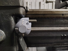 Load image into Gallery viewer, Cincinnati 12-1/2" Tray Top Metal Lathe Thread Dial