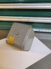 Load image into Gallery viewer, Penn Controls Pressure Switch 116B01, 1/4" NPT, Open 150 Close 120 PSIG - Works