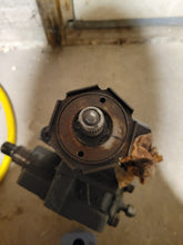 Load image into Gallery viewer, Saginaw Power Steering Pump Torque &amp; Adjustment Tool (spanner) &amp; Spline Adapter for 108, 710 &amp; 800 Series Box
