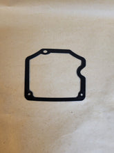 Load image into Gallery viewer, Poulan 19055 Flexible TPU (Rubber) AIR FILTER COVER GASKET Fits C4 Saw
